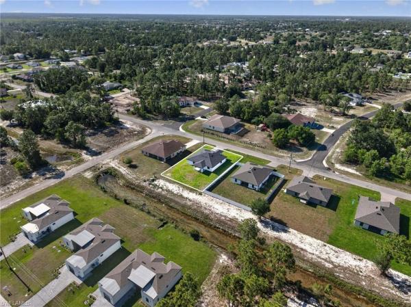 Lehigh Acres, 728 E Brazos St, Lehigh Acres, Florida 33974, image 3