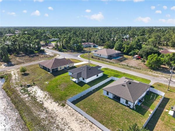 Lehigh Acres, 728 E Brazos St, Lehigh Acres, Florida 33974, image 2