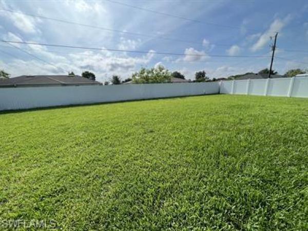 Cape Coral, 511 19th Pl, Cape Coral, Florida 33909, image 1