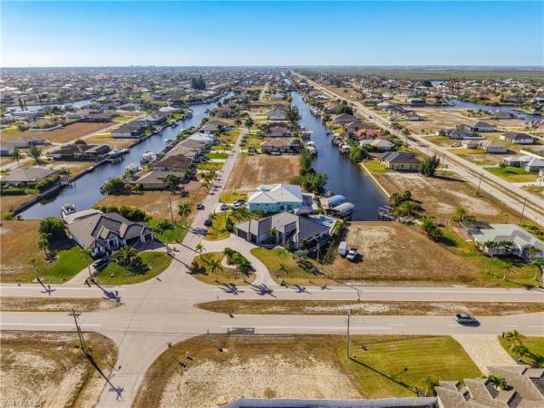Cape Coral, 3900 Gulfstream Pkwy, Cape Coral, Florida 33993, image 1