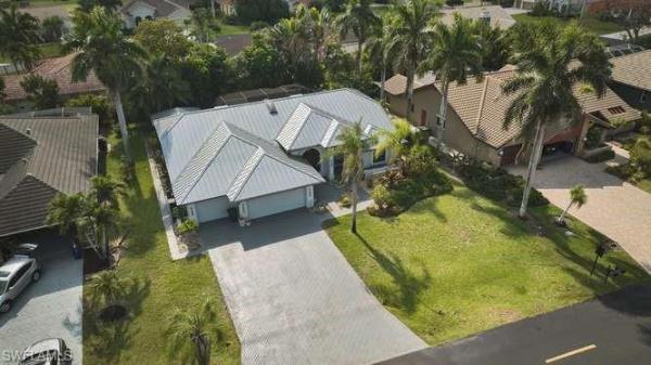 Spanish Wells Golf & Country Club, 28505 Sombrero Dr, Bonita Springs, Florida 34135, image 1