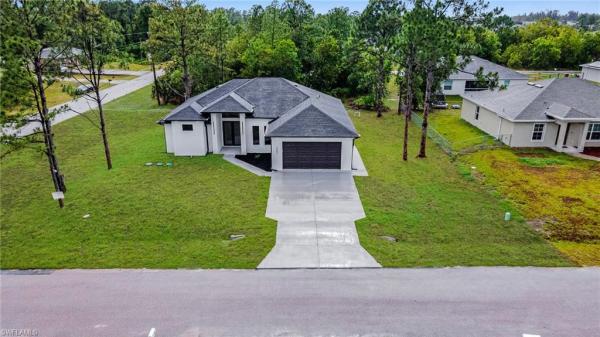 Lehigh Acres, 1901 N Cedar Ave, Lehigh Acres, Florida 33971, image 1
