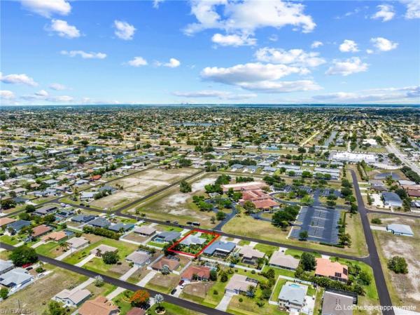 Cape Coral, 3824 10th Pl, Cape Coral, Florida 33914, image 2