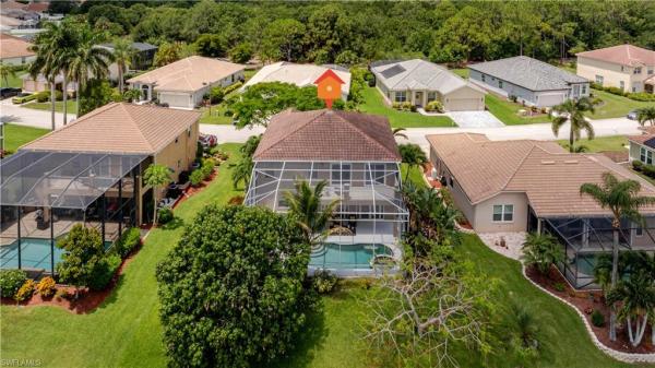 Silverlakes, 11141 Lakeland Cir, Fort Myers, Florida 33913, image 2