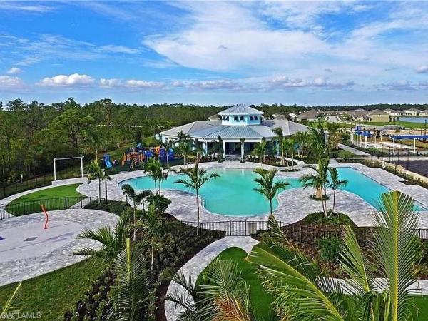 Entrada, 2739 Merida Ln, Cape Coral, Florida 33909, image 2