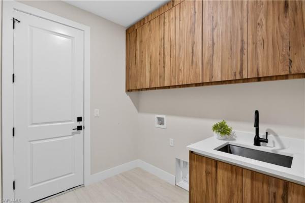 Cape Coral, 812 14th Ave, Cape Coral, Florida 33991, image 2