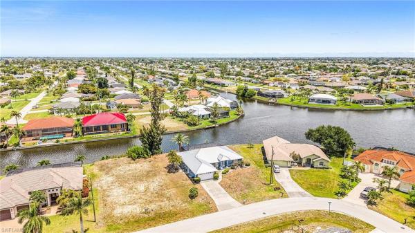 Cape Coral Residential, 1137 37th St, Cape Coral, Florida 33914, image 3