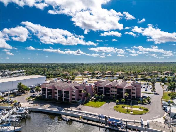 3170 Matecumbe Key Rd #115, Punta Gorda, Florida 33955, image 2