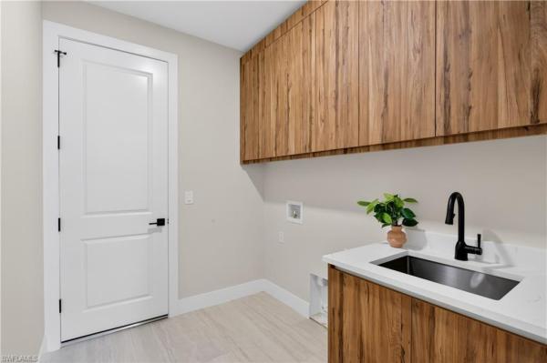 Cape Coral, 741 7th Ter, Cape Coral, Florida 33991, image 3