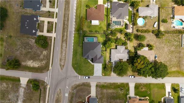 Cape Coral, 741 7th Ter, Cape Coral, Florida 33991, image 2