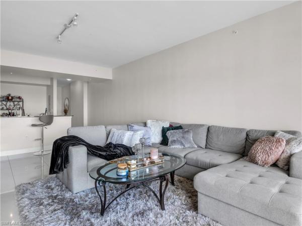 3000 Oasis Grand Blvd #2905, Fort Myers, Florida 33916, image 1