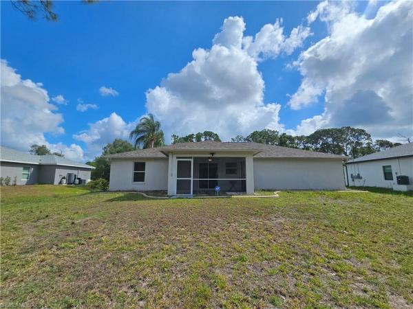 Lehigh Acres, 4621 SW 30th St, Lehigh Acres, Florida 33973, image 3