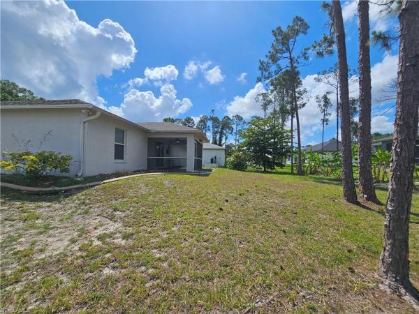 Lehigh Acres, 4621 SW 30th St, Lehigh Acres, Florida 33973, image 2