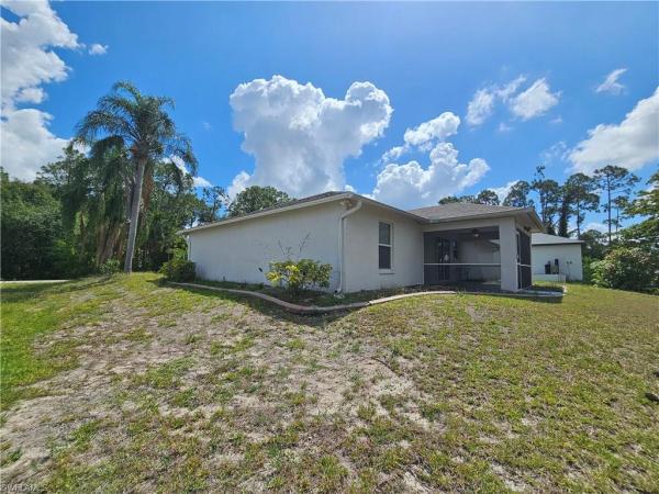 4621 SW 30th St, Lehigh Acres, Florida 33973, image 1