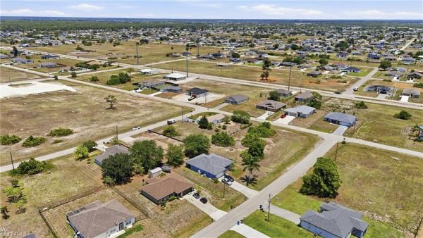 Cape Coral Residential, 18 26th St, Cape Coral, Florida 33993, image 2