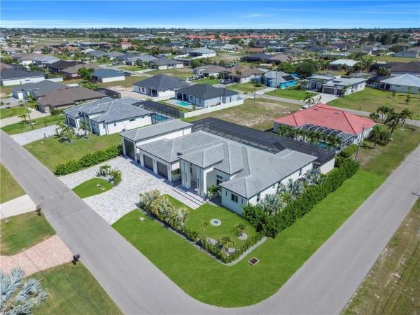Cape Coral, 3420 1st Ter, Cape Coral, Florida 33993, image 2