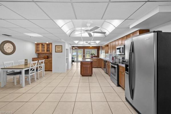 Fort Myers Residential, 4530 Underwood Dr, Fort Myers, Florida 33905, image 3
