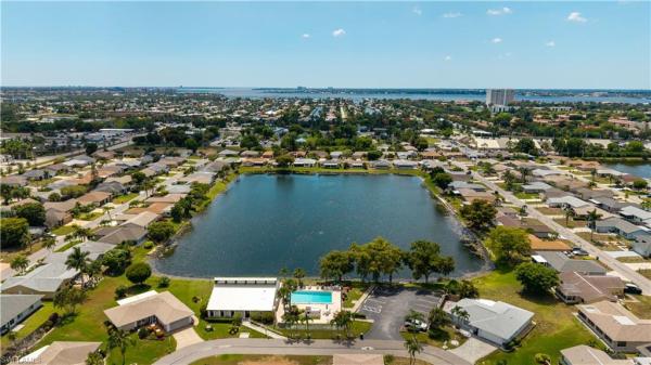 South Pointe South, 9708 Foxglove Cir, Fort Myers, Florida 33919, image 1