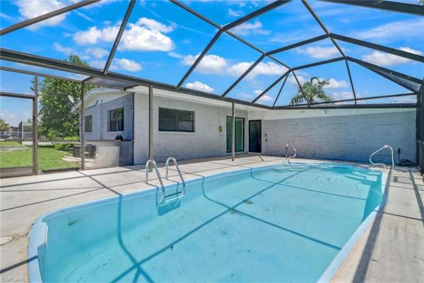805 E Leeland Heights Blvd, Lehigh Acres, Florida 33936, image 1