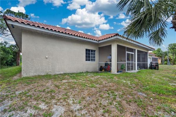 Lehigh Acres, 614 Jackson Ave, Lehigh Acres, Florida 33972, image 3