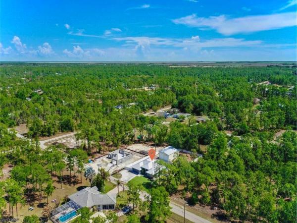 Lehigh Acres, 816 Columbus Ave, Lehigh Acres, Florida 33972, image 2