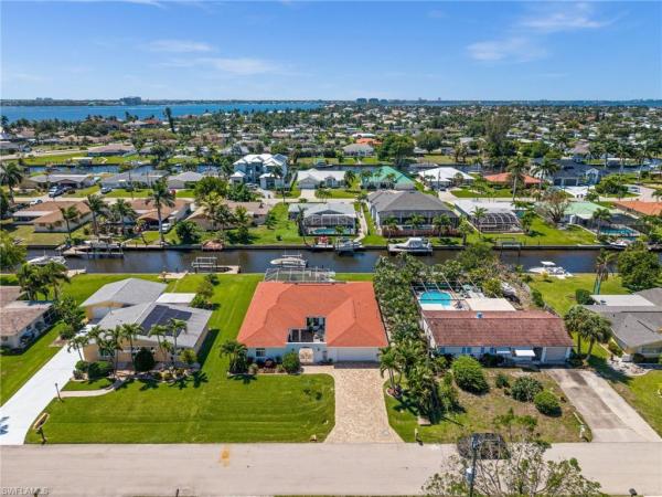 Cape Coral, 1432 Venetian Ct, Cape Coral, Florida 33904, image 3