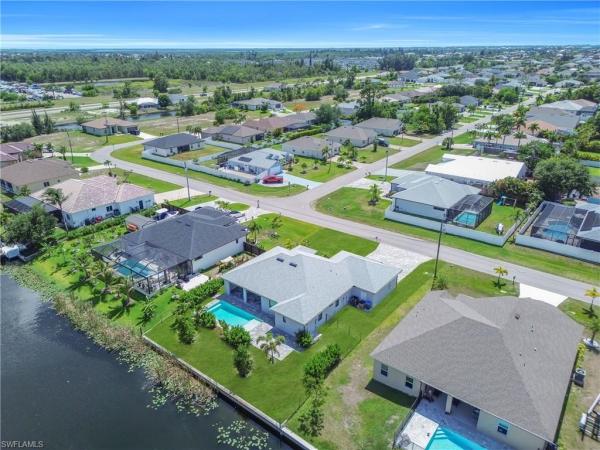 Cape Coral, 411 26th Pl, Cape Coral, Florida 33991, image 1