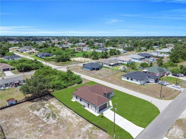 Lehigh Acres Residential, 3115 SW 2nd St, Lehigh Acres, Florida 33976, image 3
