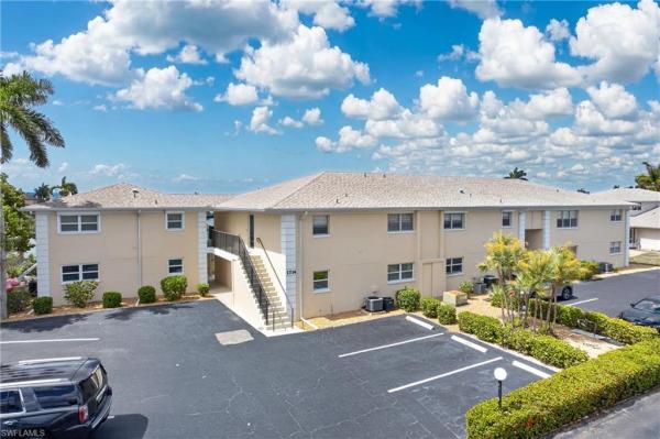 Coral Cay, 1714 Bikini Ct #105, Cape Coral, Florida 33904, image 2
