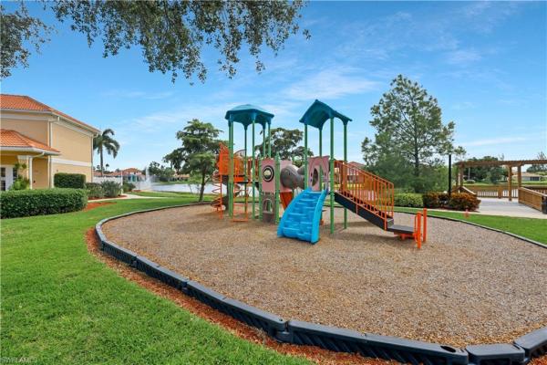 Laguna Lakes, 15370 Laguna Hills Dr, Fort Myers, Florida 33908, image 3