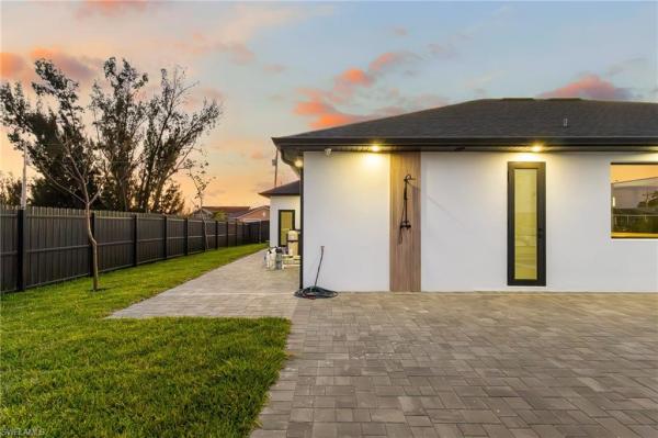 Cape Coral Residential, 1923 15th Pl, Cape Coral, Florida 33991, image 1