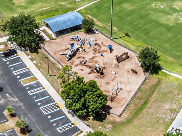 Lehigh Acres Residential, 5545 Benton St, Lehigh Acres, Florida 33971, image 2