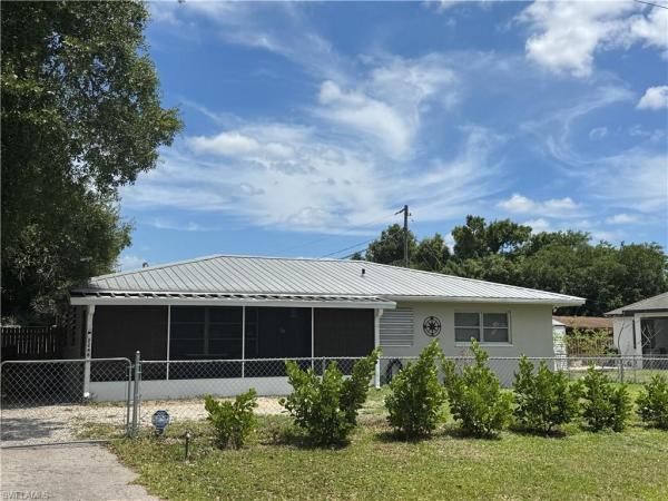 Fort Myers Shores, 2248 River Ridge Blvd, Fort Myers, Florida 33905, image 1