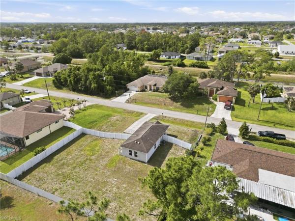 Lehigh Acres Residential, 3824 W 17th St, Lehigh Acres, Florida 33971, image 3
