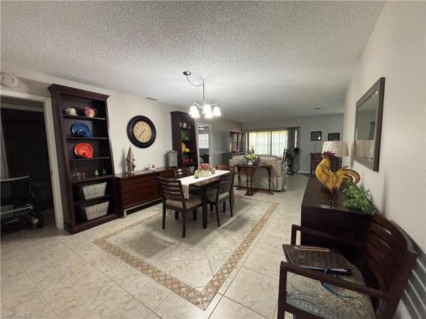 Myerlee Park Homes, 1514 Palm Woode Dr, Fort Myers, Florida 33919, image 1