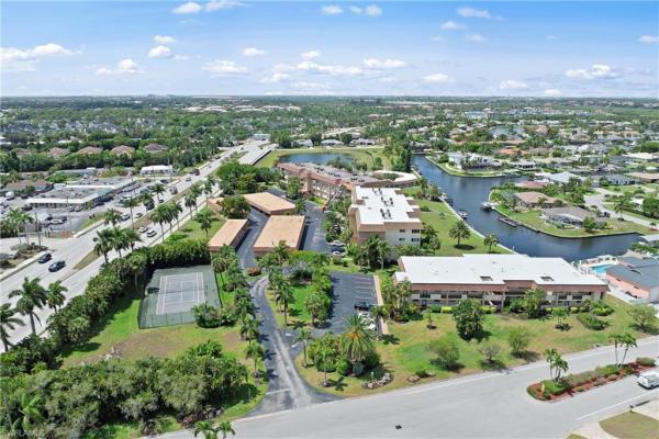 Town & River, 4309 Mariner Way #304, Fort Myers, Florida 33919, image 3