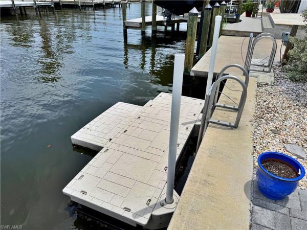 Island Harbors, 2691 Geary St, Matlacha, Florida 33993, image 2
