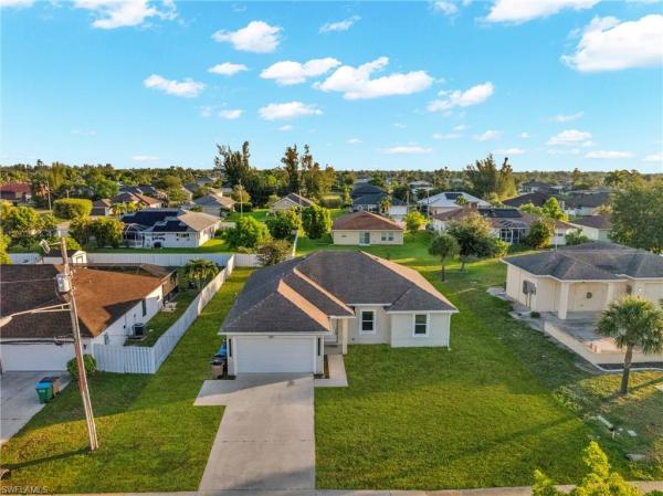 Cape Coral, 1133 Trafalgar Pkwy, Cape Coral, Florida 33991, image 1