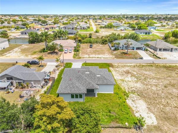 Cape Coral, 1322 5th Pl, Cape Coral, Florida 33909, image 2