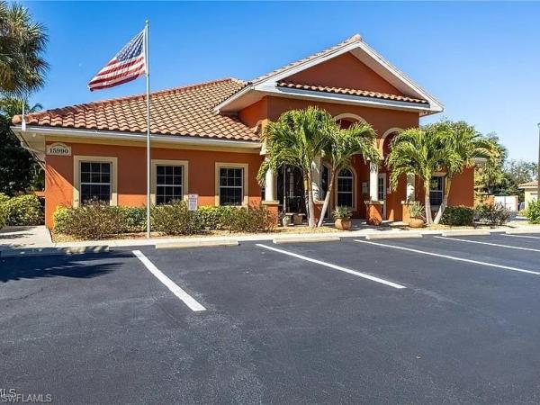 Mandolin Bay, 15989 Mandolin Bay Dr #204, Fort Myers, Florida 33908, image 3