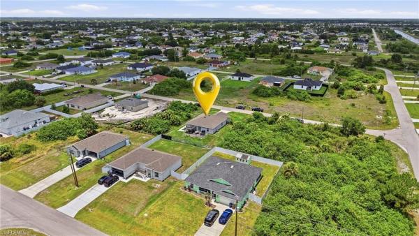 Lehigh Acres, 184 Peerless St, Lehigh Acres, Florida 33974, image 1