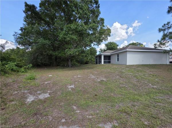 Lehigh Acres, 841 E Calumet St, Lehigh Acres, Florida 33974, image 1
