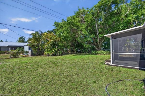 Fort Myers Villas, 2300 Crystal Dr, Fort Myers, Florida 33907, image 3