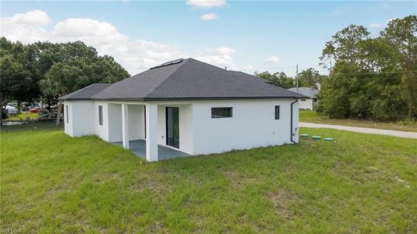 Lehigh Acres, 931 E Barcelona St, Lehigh Acres, Florida 33974, image 3