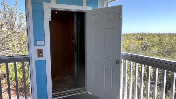 Castaway Key, 621 Rum Rd, Upper Captiva, Florida 33924, image 2
