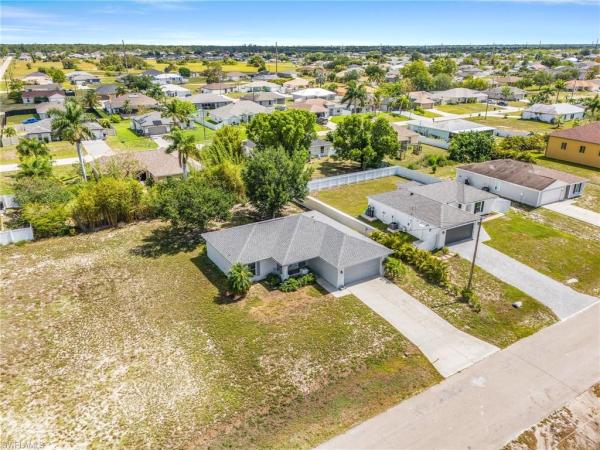 Cape Coral Residential, 307 25th Ter, Cape Coral, Florida 33909, image 3