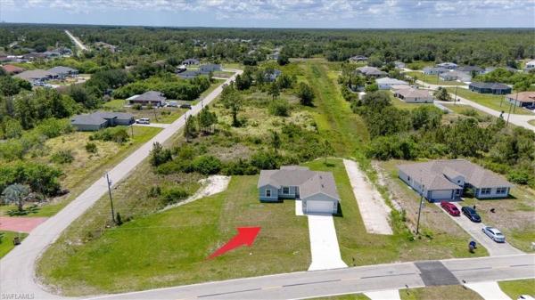Lehigh Acres, 1911 N Richmond Ave, Lehigh Acres, Florida 33972, image 2