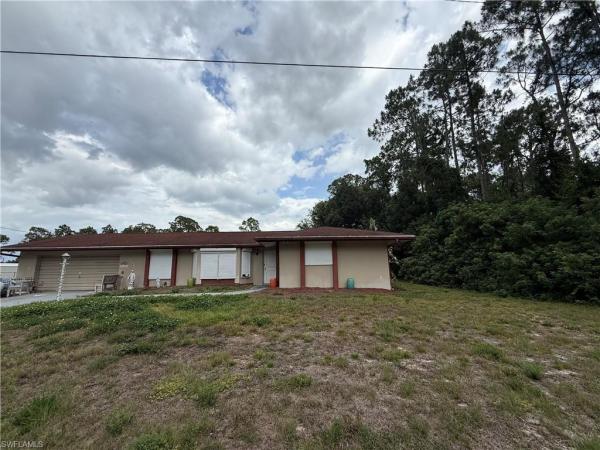 1104 Washington Ave, Lehigh Acres, Florida 33972, image 1