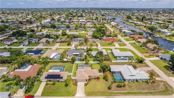 Cape Coral Residential, 921 35th St, Cape Coral, Florida 33904, image 2