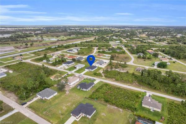 Cape Coral, 422 20th Ter, Cape Coral, Florida 33909, image 1